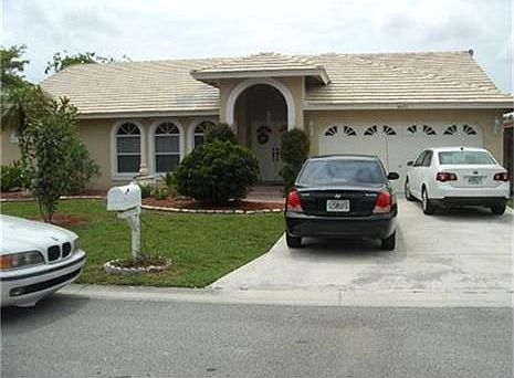 1st image of 4422 NW 89th Way
