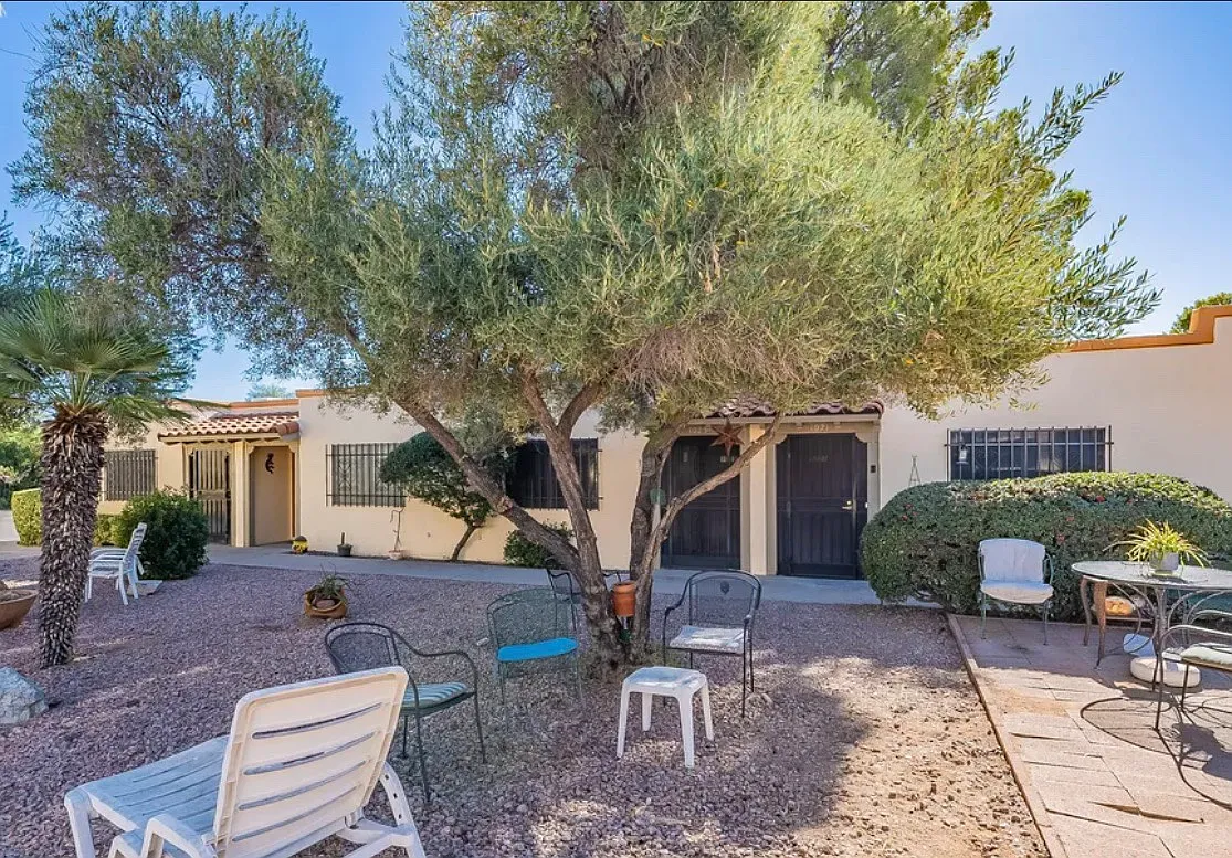 1023 S Calle De Las Casitas — Photo 1