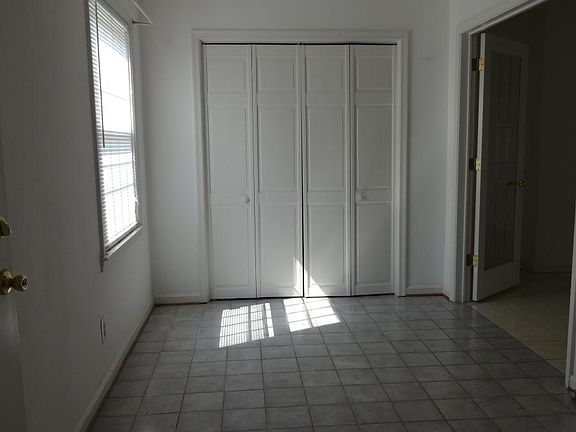 4th image of 14828 Haymarket Ln #3