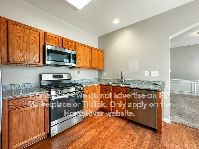 780 Cedar Loop — Photo 9