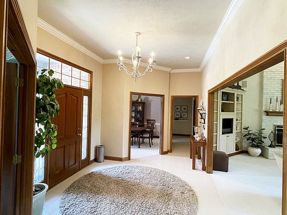 2nd image of 6772 Sun River Dr
