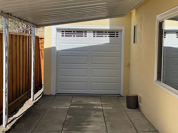 4th image of 782 Emerson Ct