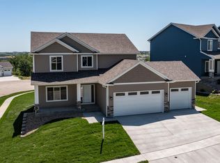 3702 Fernwood Ln SW, Rochester, MN 55902