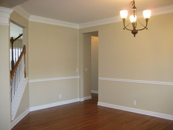 2nd image of 4829 Rainer Dr