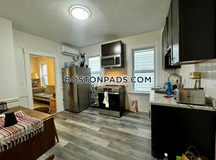 33 Hancock St #1S, Cambridge, MA 02139