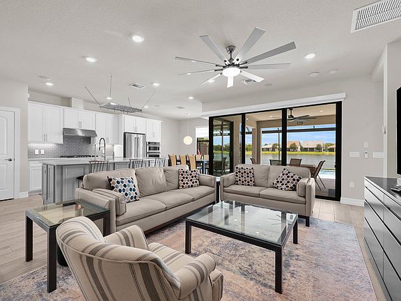5th image of 8294 CATRIA Lane