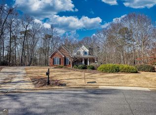 1000 Holcomb Ct, Bogart, GA 30622