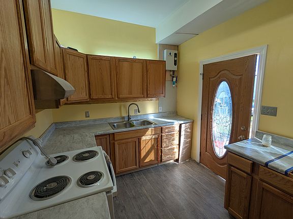 3rd image of 112 Maifeld Ave #A