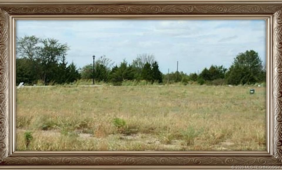 1st image of 2904 SE Pheasant Ct