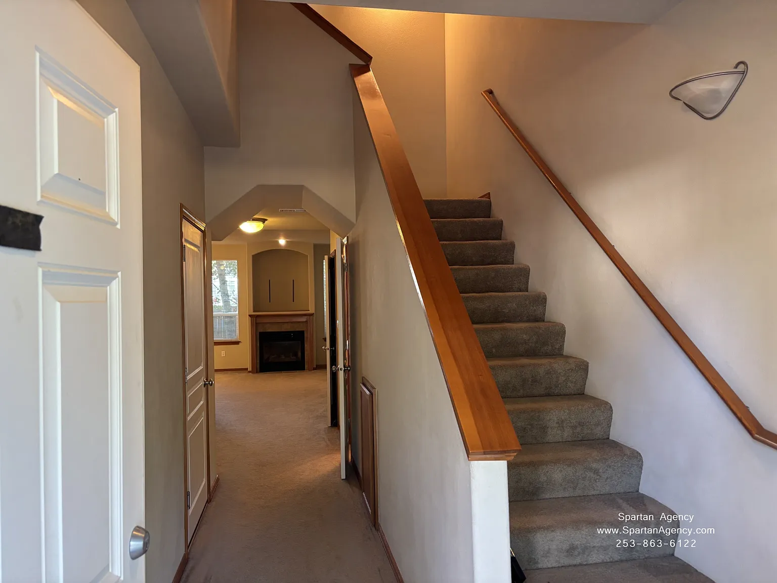 2 bed, 2.5 bath, 1472 sqft, $2,450 — Photo 2