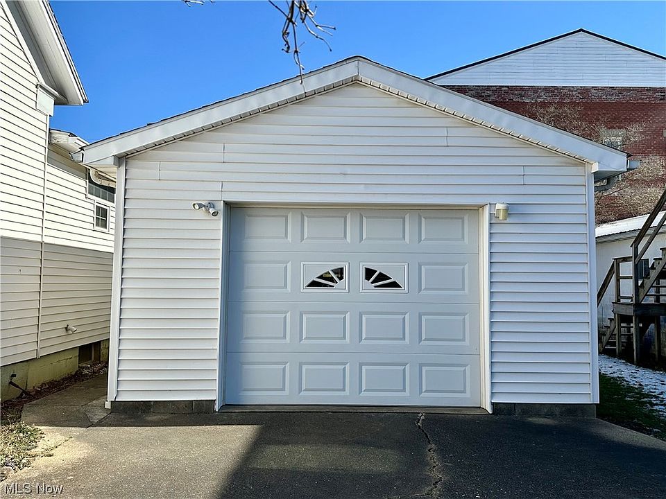 303 Main St, Middlebourne, WV 26149 Zillow