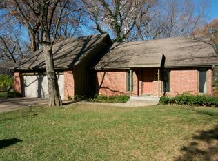 2610 SW Randolph Ct, Topeka, KS 66611