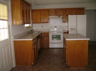 504 Red Oak Dr, Copperas Cove, TX 76522