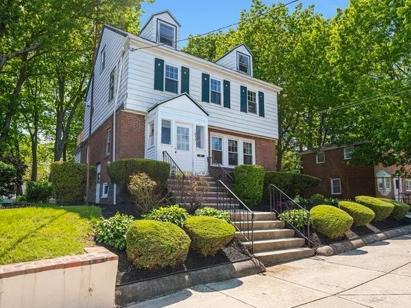 1057 Morton St, Mattapan, MA 02126