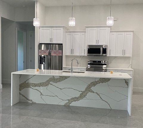 4th image of 326 NE 6th Terrace Cpe