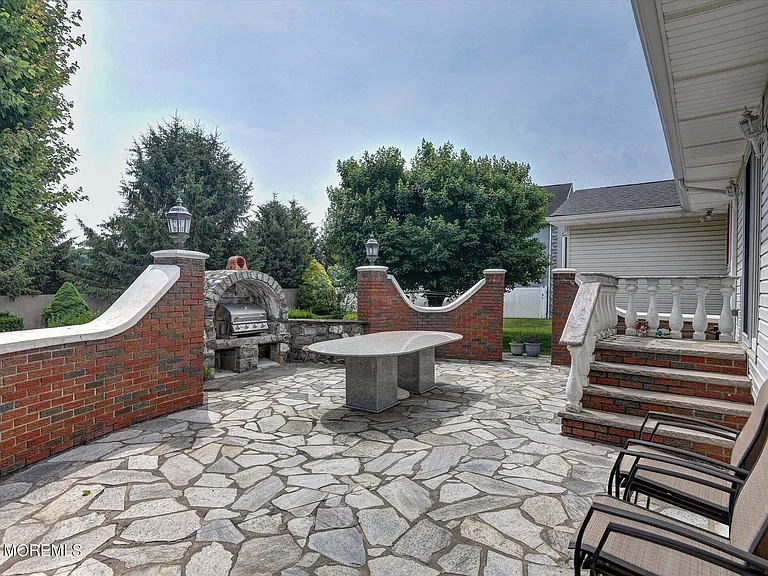 418 Atlantic Ave — Photo 10