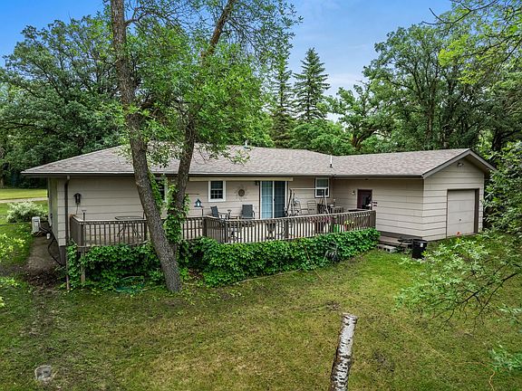 3rd image of 263 Long Lake Rd NE