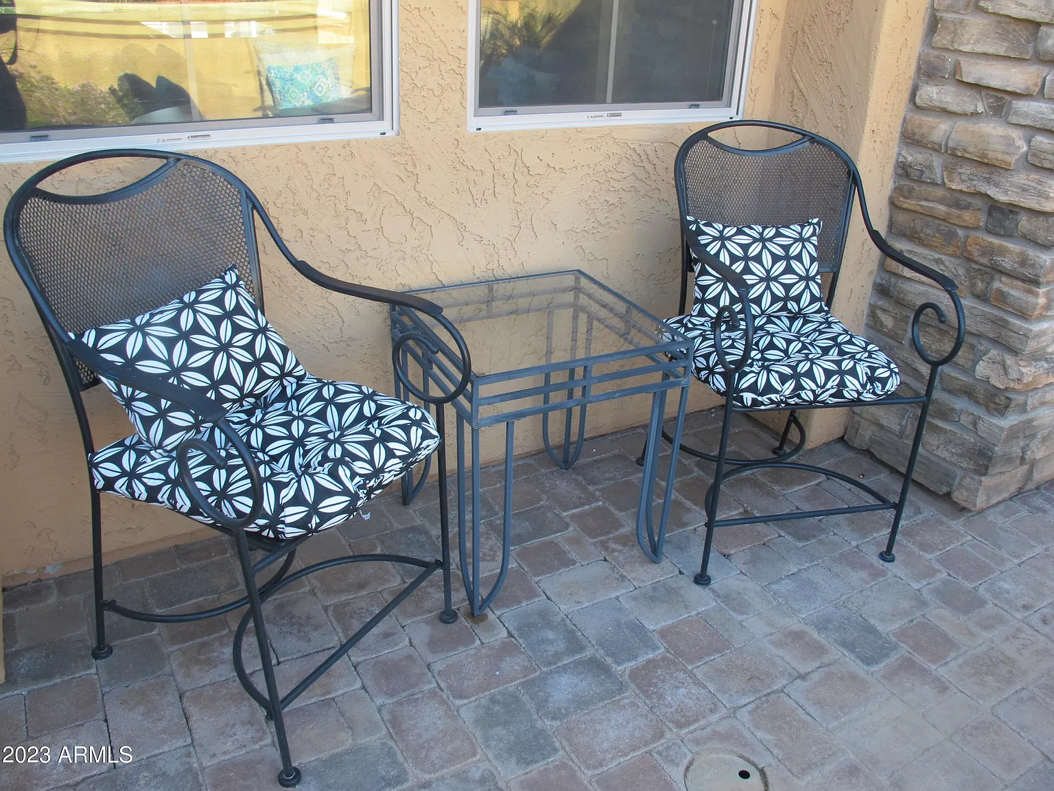 2 bed, 1635 sqft, $2,300 — Photo 3