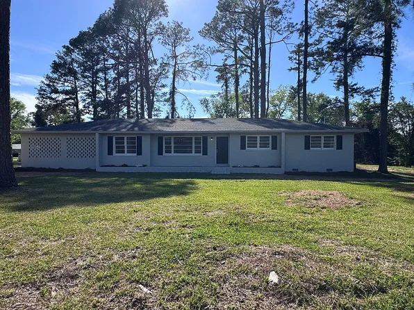 4000 Pine Pl, Valdosta, GA 31605