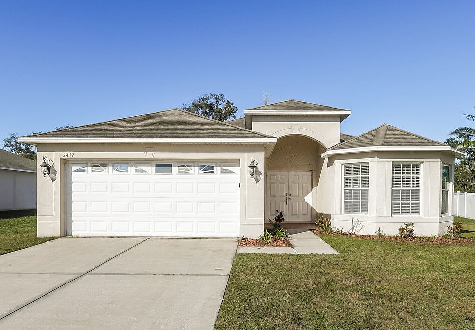 1st image of 2419 Hamlet Cir