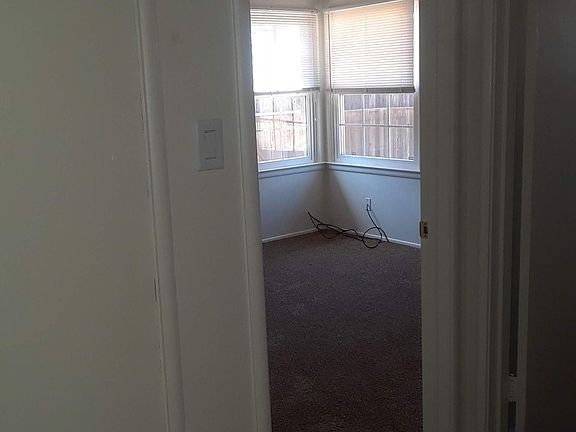 2nd image of 1816 W Sussex Way