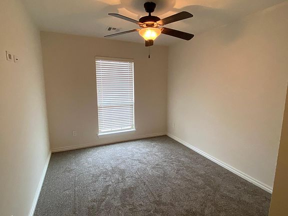 5th image of 12012 Chesterfield Ln