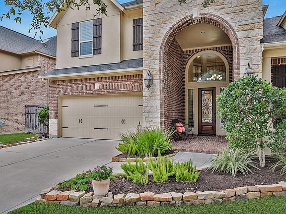 3rd image of 5538 Cedar Elm Ln