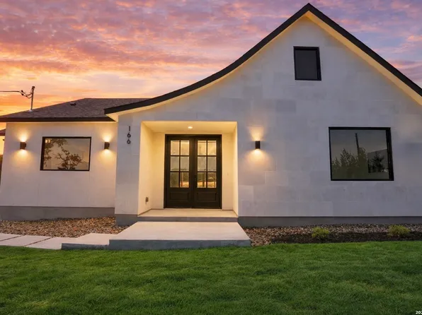 166 Magnolia, Canyon Lake, TX 78133