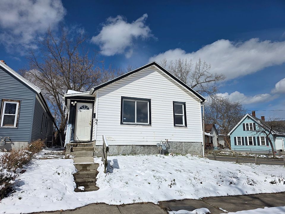 1st image of 95 Hollister St