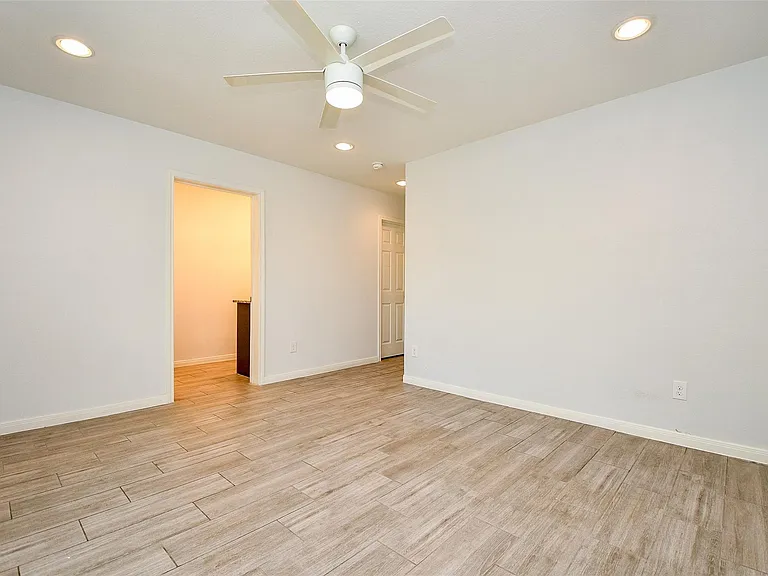 6747 England St #A — Photo 24