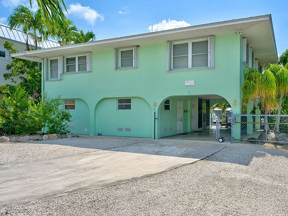 3rd image of 2110 Dolphin Dr