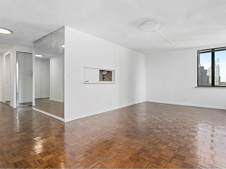 30 W 61st St #12D — Photo 1