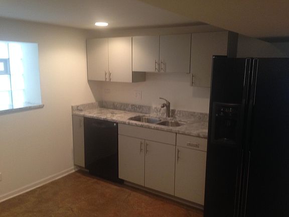 3rd image of 5101 N Lowell Ave
