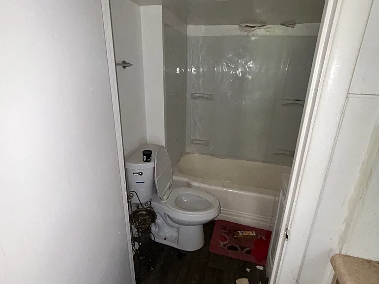 5645 Hodiamont Ave — Photo 16