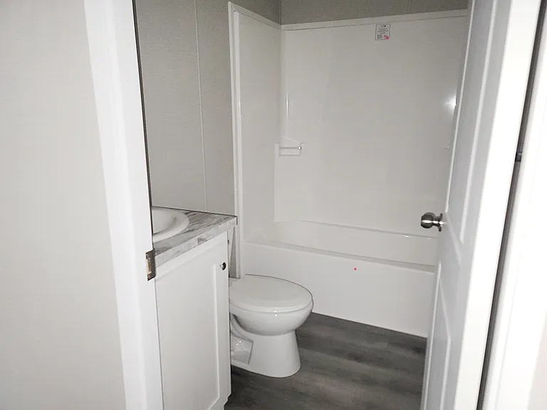 Stoney Creek Manufactured Home Community — Photo 17