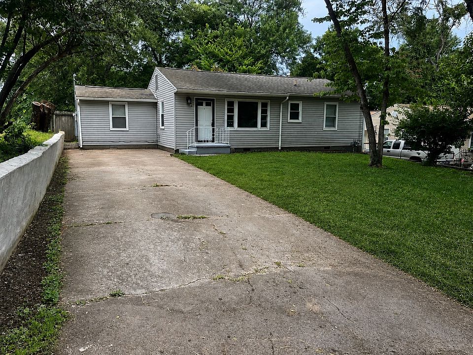 1st image of 1131 E Red Bud Rd