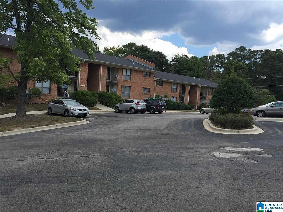 1st image of 3109 Chase Ln NE #3109