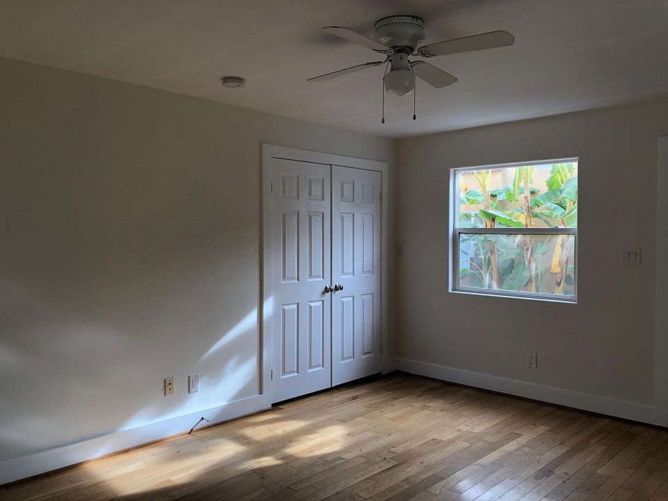 1st image of 1335 N Harvard Blvd #1/2