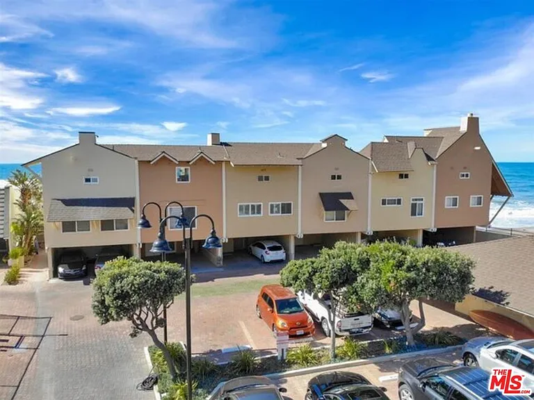 11770 Pacific Coast Hwy #D — Photo 19