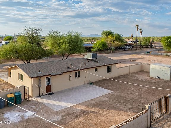 2nd image of 4065 N CATALINA Drive