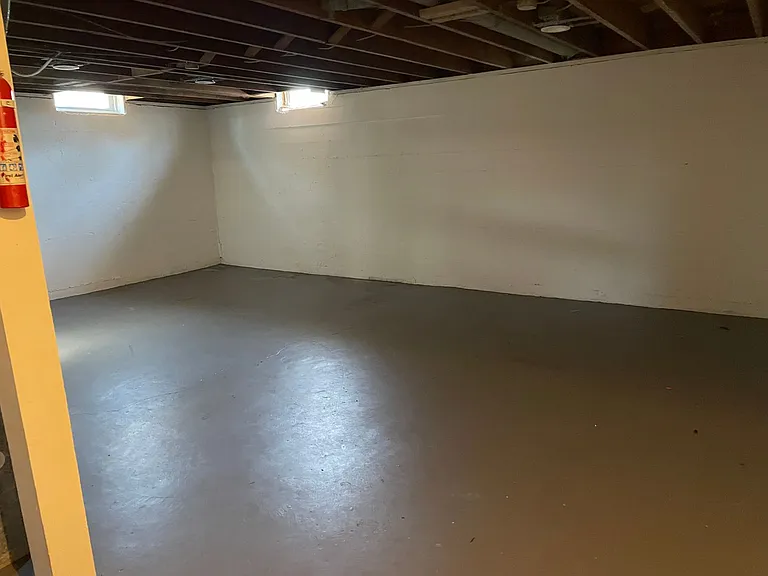 6204 E Orme Ave — Photo 8