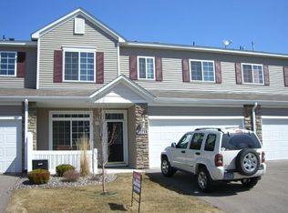 1641 Prescott Ct, Chaska, MN 55318