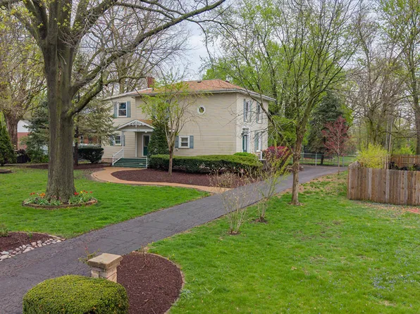 503 Fairview St, Normal, IL 61761