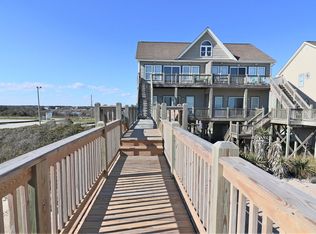 211 Goldsboro Dr, North Topsail Beach, NC 28460