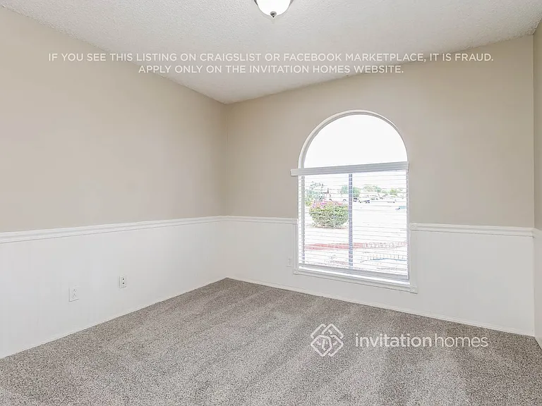 656 S Robin Ln — Photo 12