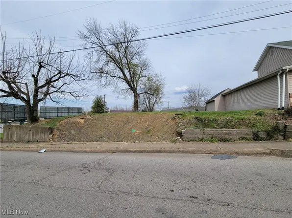 507 Pike St, Parkersburg, WV 26101