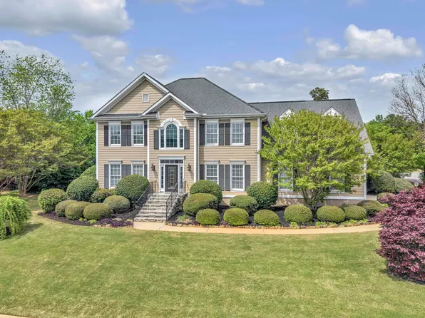 400 Ladykirk Ln, Greer, SC 29650