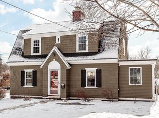 153 Frothingham St, Lowell, MA 01852