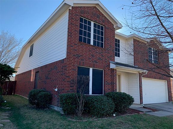 2nd image of 4116 Majestic Ct