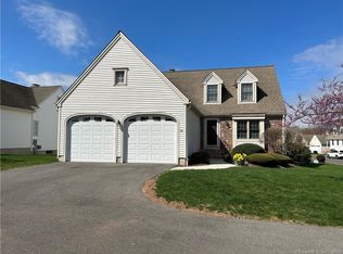 41 Pickering Ln UNIT 41, Wethersfield, CT 06109